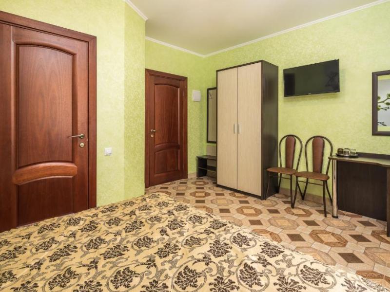 Кипарис (Дивноморское)