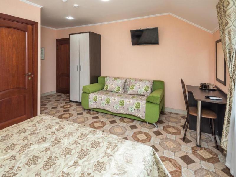 Кипарис (Дивноморское)