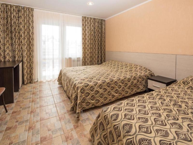 Кипарис (Дивноморское)