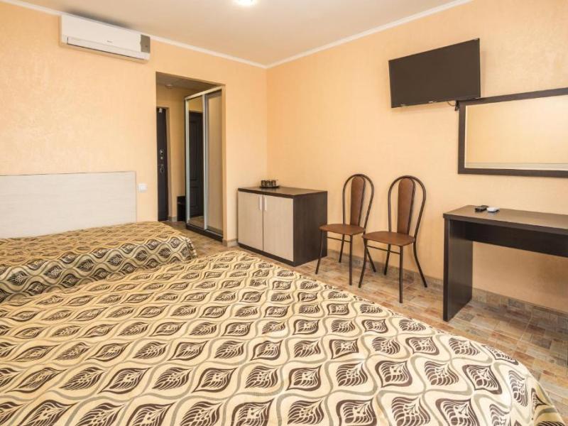 Кипарис (Дивноморское)