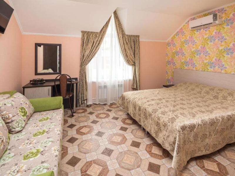 Кипарис (Дивноморское)