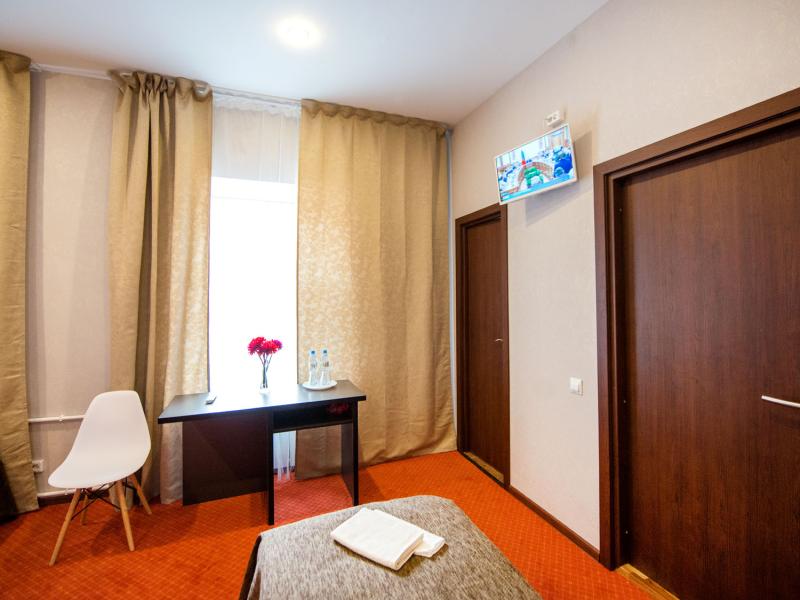 Three Rivers Hotel