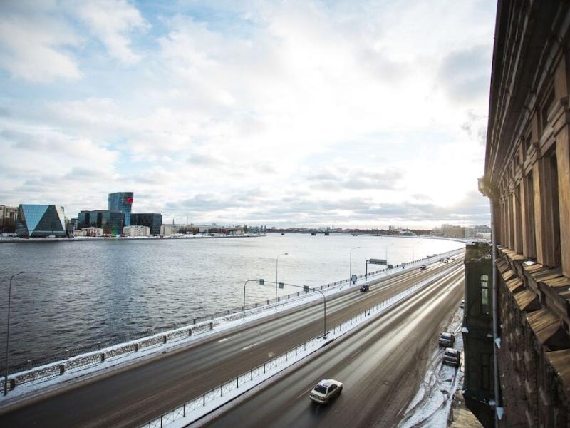 Aver's House