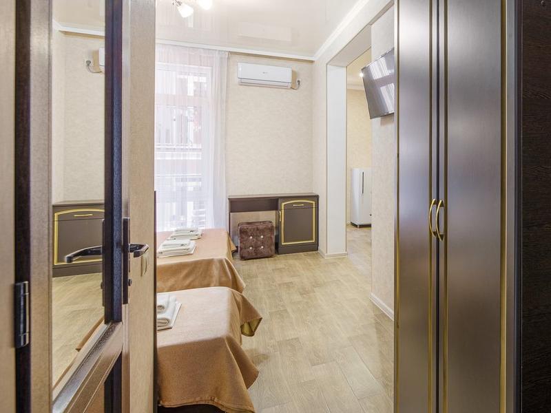 Фараон