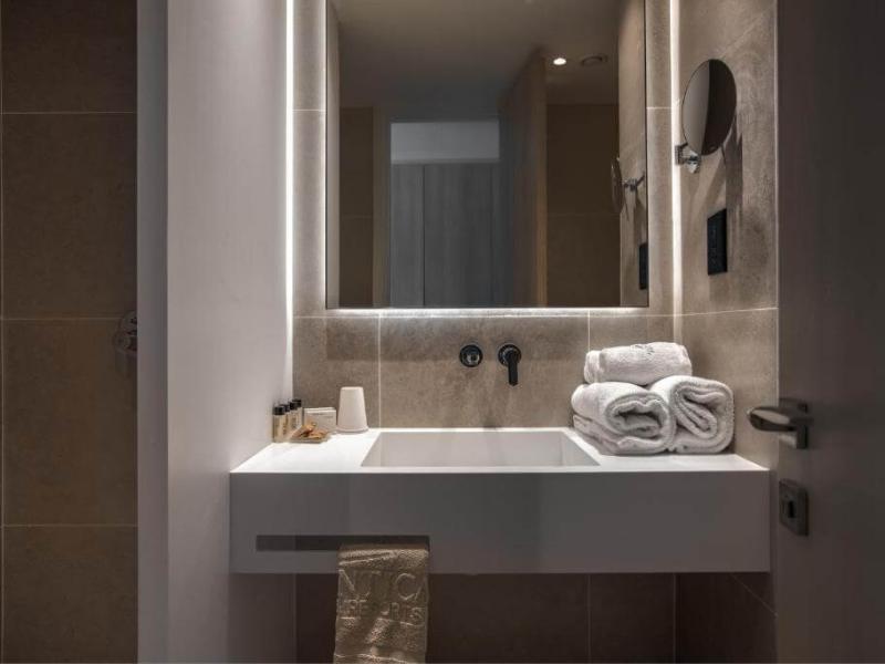 Atlantica Aqua Blue Hotel