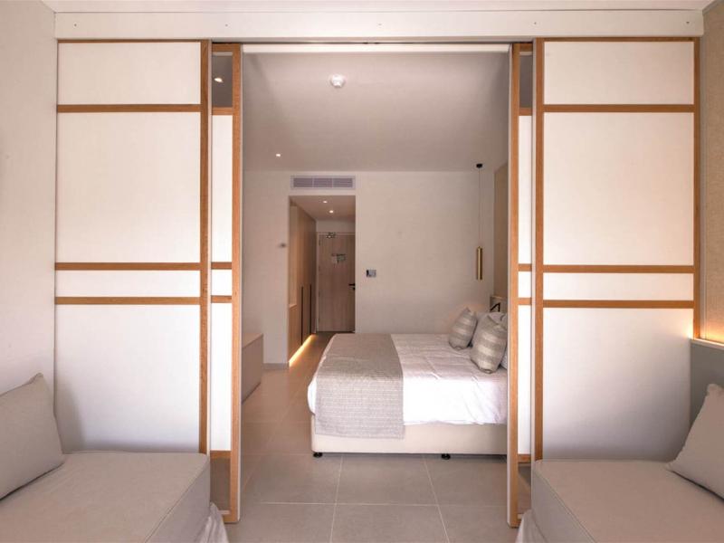 Atlantica Aqua Blue Hotel