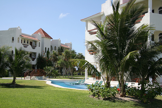 El Dorado Royale Spa Resort