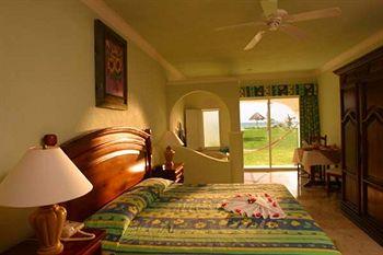 El Dorado Royale Spa Resort