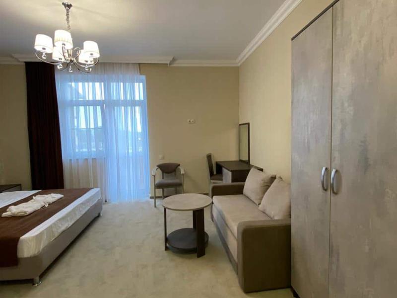 Rinn Rise Resort Hotel