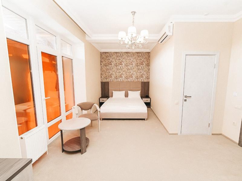 Rinn Rise Resort Hotel