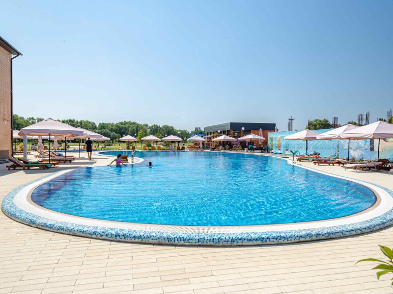 Rinn Rise Resort Hotel