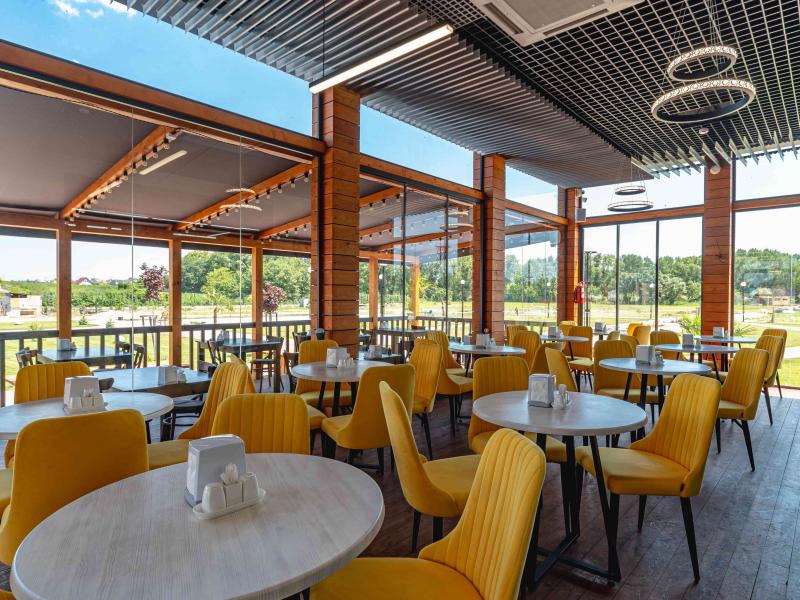 Rinn Rise Resort Hotel