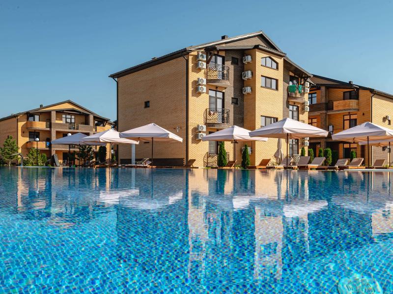 Rinn Rise Resort Hotel