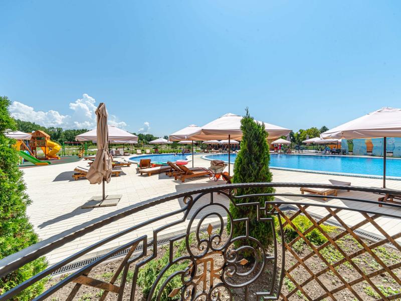 Rinn Rise Resort Hotel