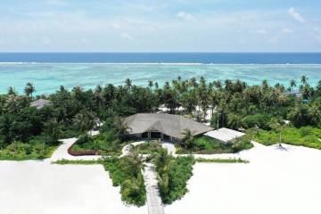 Отель Le Meridien Maldives Resort & Spa Мальдивы, Лавияни Атолл, фото 1