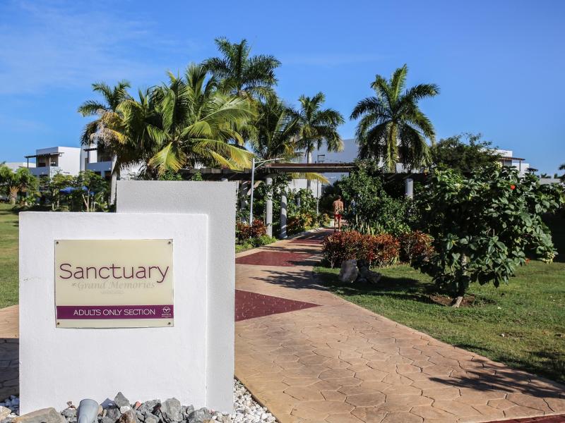 Sanctuary At Grand Memories Varadero Adults Only