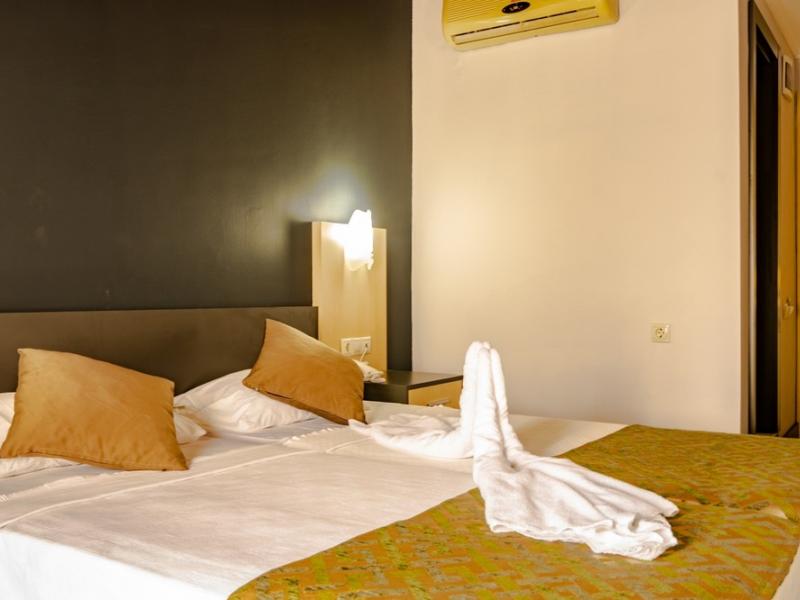 City Hotel Ambassador