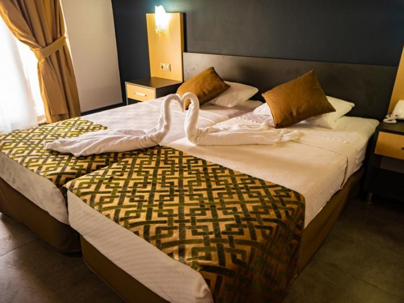 City Hotel Ambassador