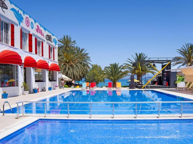 Toka Bodrum Hotel & Beach Club