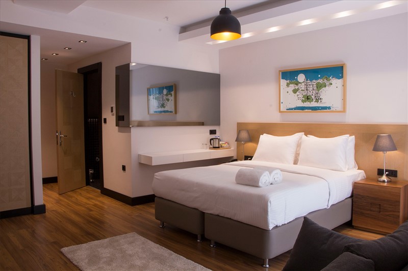 Four-G Hotel