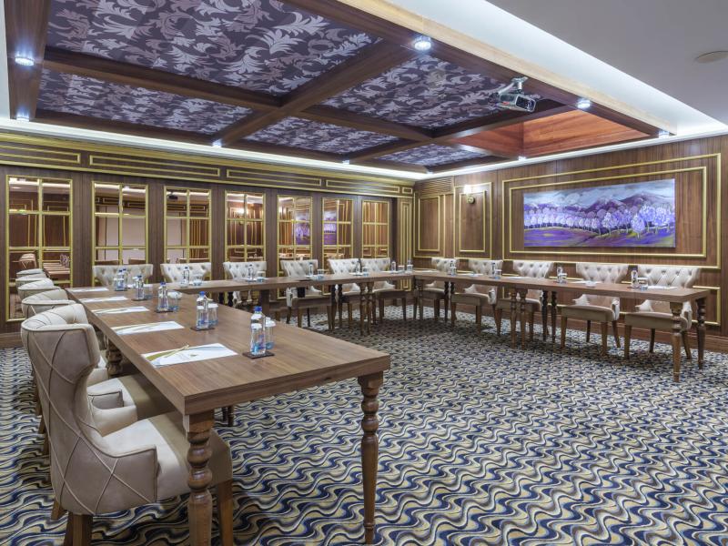 Elysium Green Suites