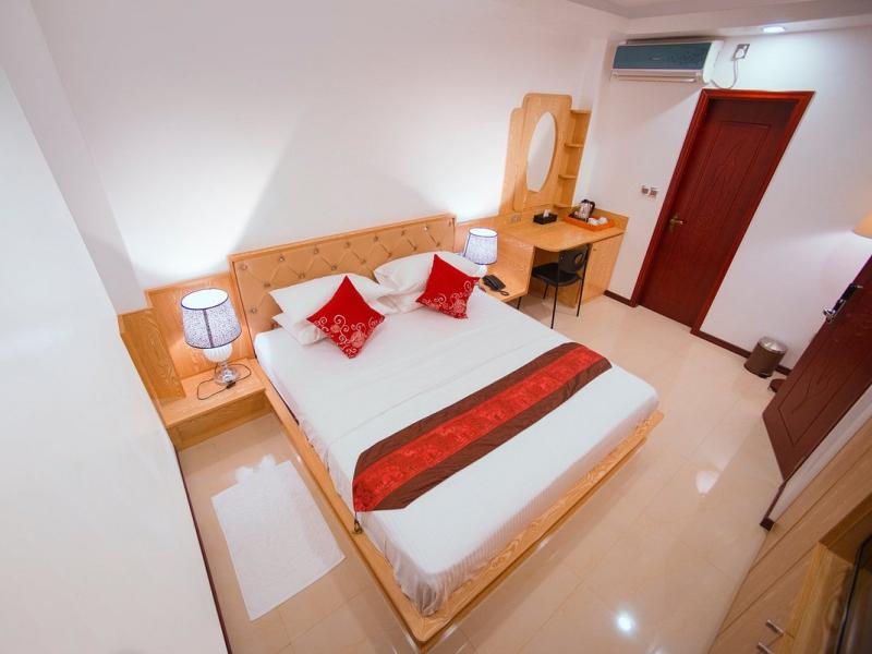 Hathaa Beach Maldives