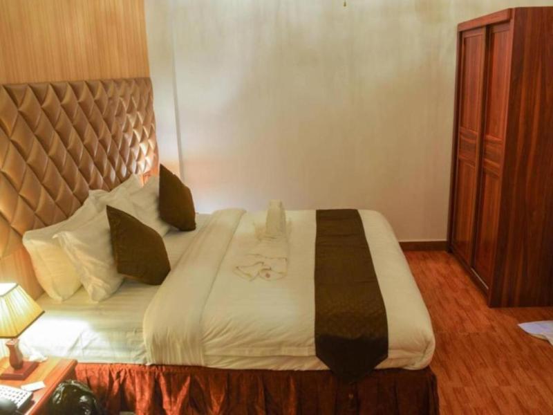 Marina Bay Retreat & Spa