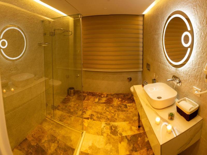 Parkway Inn Hotel & Spa