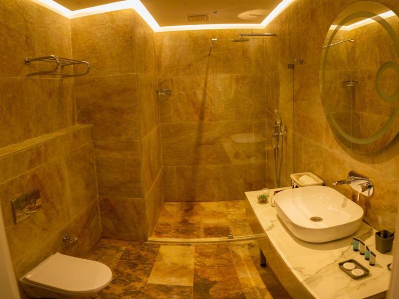 Parkway Inn Hotel & Spa