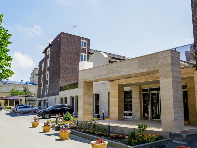 Эмеральдика Family Beach Hotel