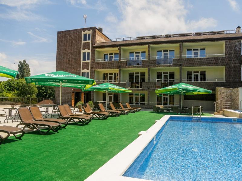 Эмеральдика Family Beach Hotel