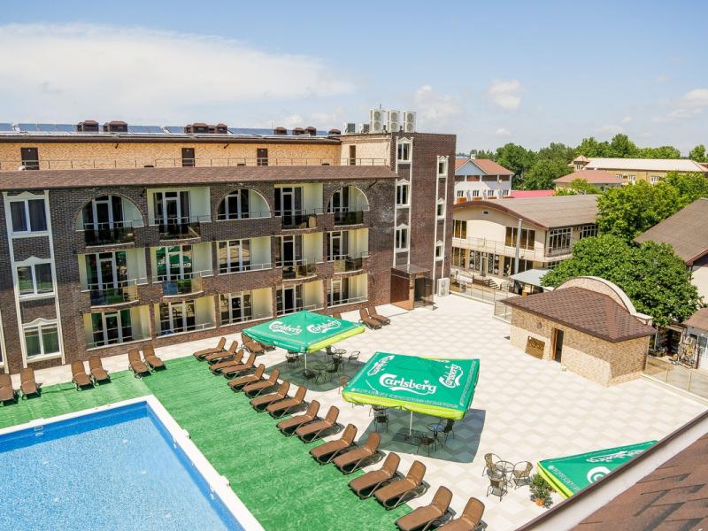 Эмеральдика Family Beach Hotel