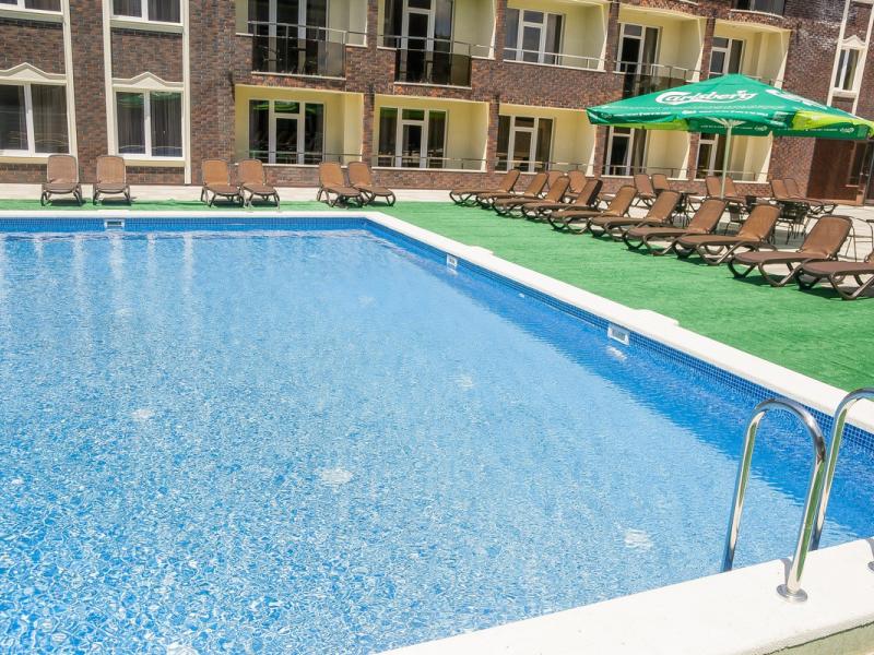 Эмеральдика Family Beach Hotel