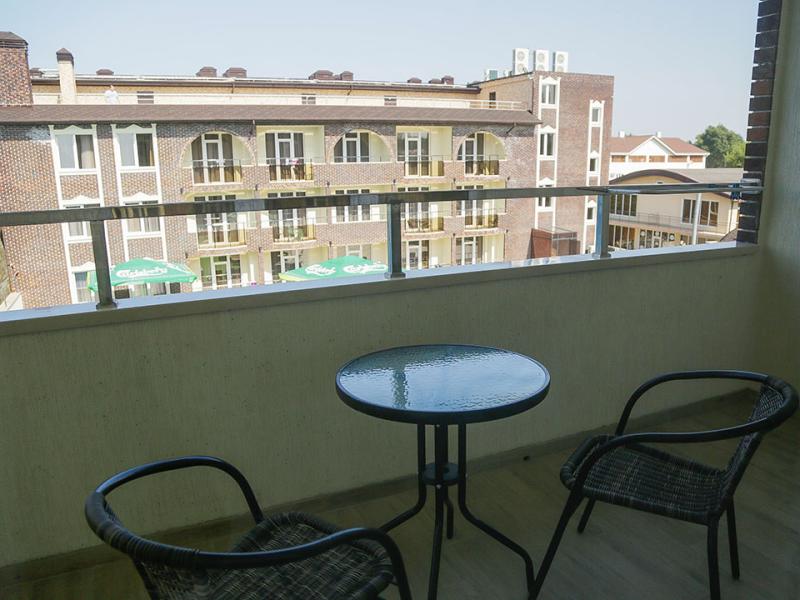 Эмеральдика Family Beach Hotel