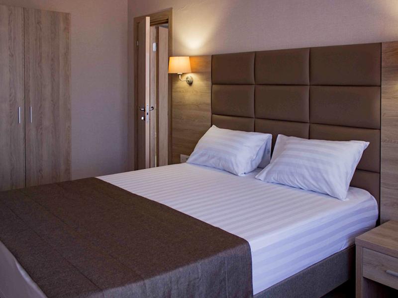 Эмеральдика Family Beach Hotel