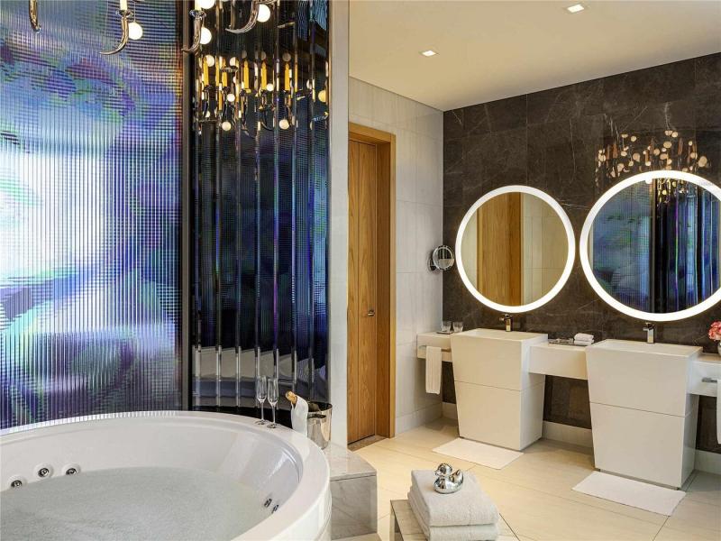 Sls Dubai Hotel & Residence