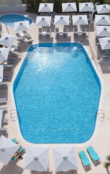 Blue Lagoon City Hotel
