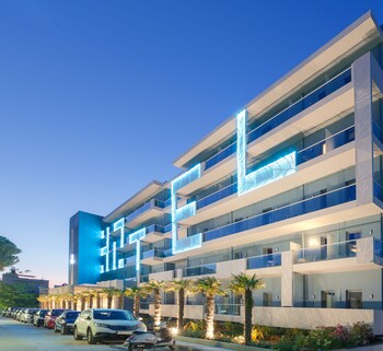 Blue Lagoon City Hotel