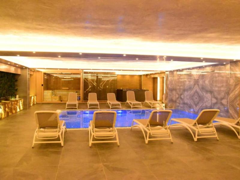 Brilliant Hotel & SPA