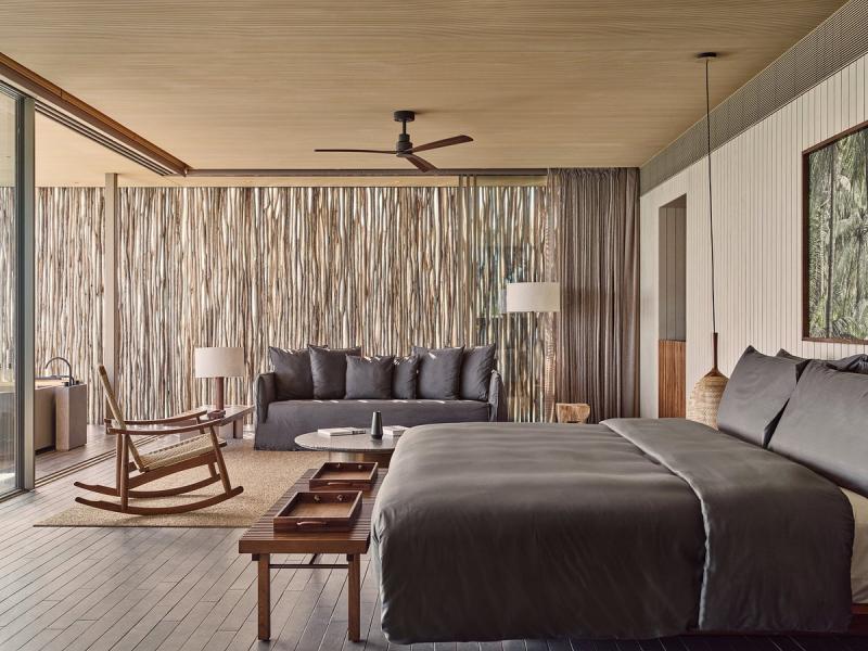 Patina Maldives, Fari Island