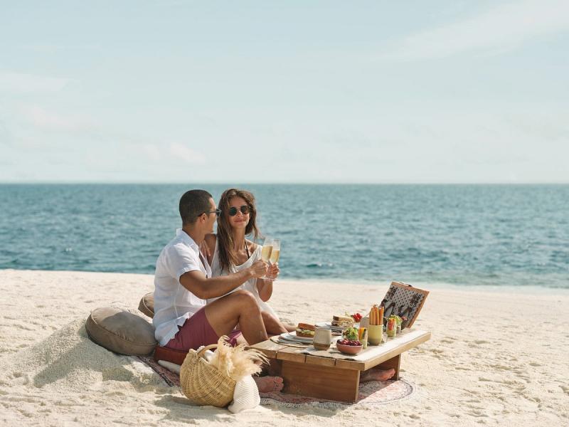 Patina Maldives, Fari Island