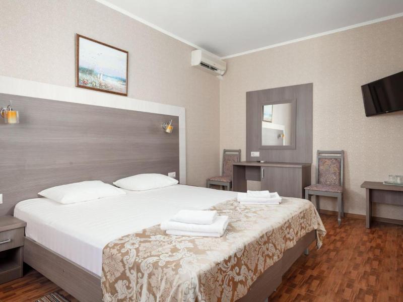 Дельфин Отель (ул. Аллейная)