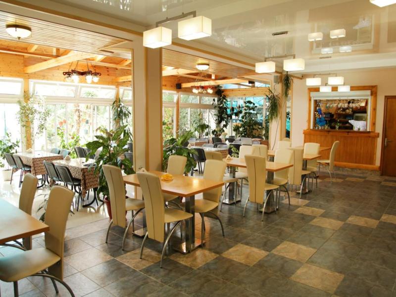 Дельфин Отель (ул. Аллейная)