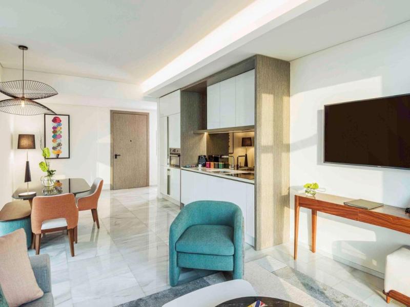 Th8 Palm Dubai Beach Resort Vignette Collection, an IHG hotel