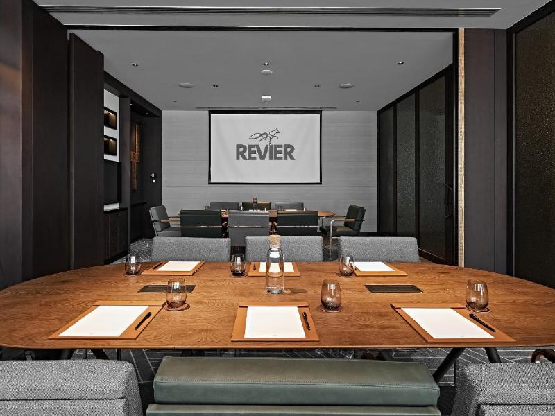Revier Hotel