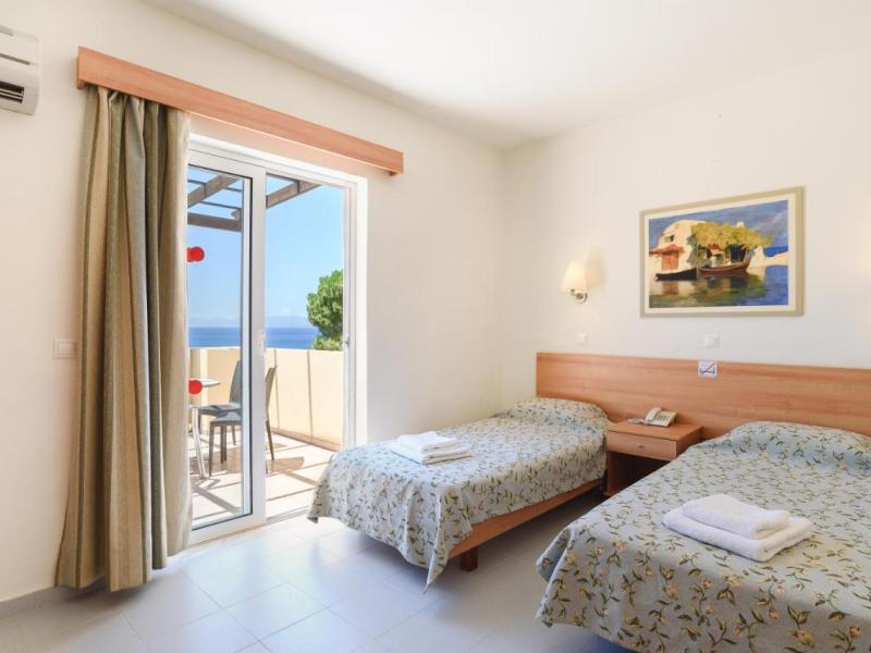 Matina Pefkos Aparthotel