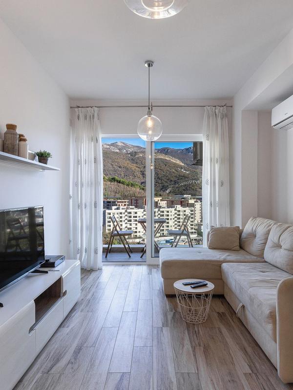 Sunny Side Apartments