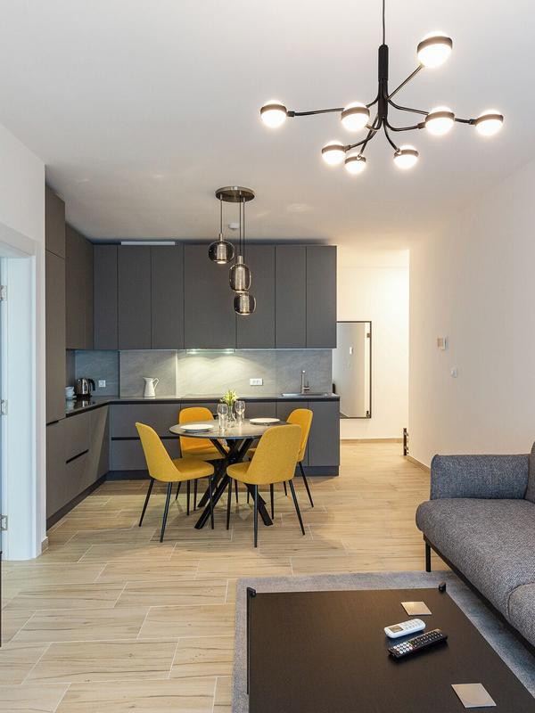 Sunny Side Apartments