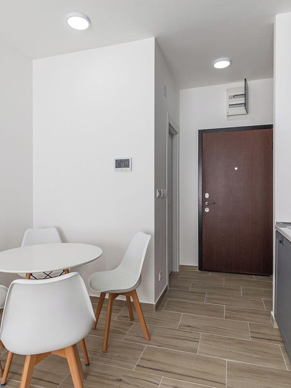 Sunny Side Apartments