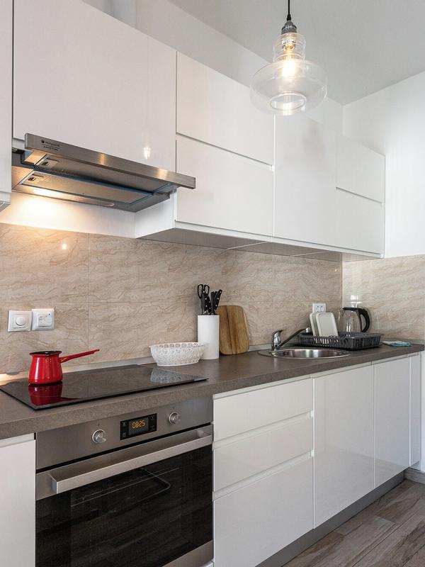 Sunny Side Apartments